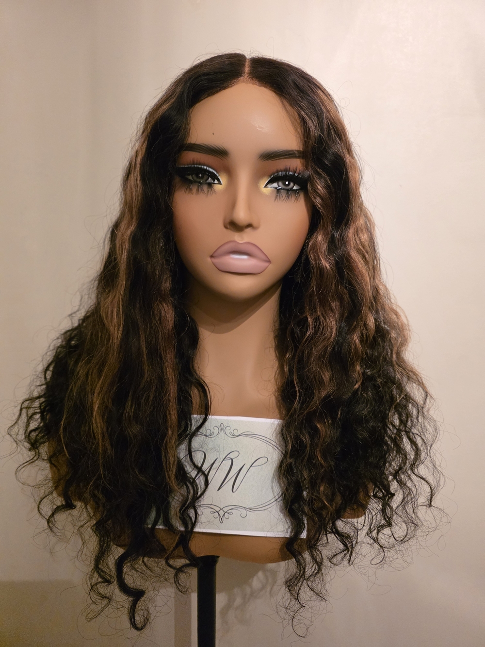 Human Hair Wavy Lace Wig in Dark Brown with Caramel Highlights